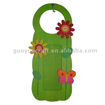  Wooden Door Hanger (Деревянная дверь для подвеса)