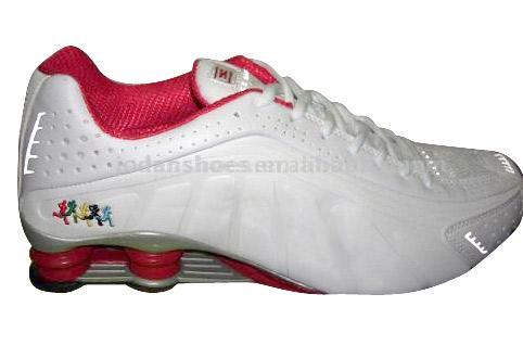  Sport Shoes in Asia East Jordan -shox Seriec (Chaussures de sport en Asie de l`Est Jordan-Shox Seriec)