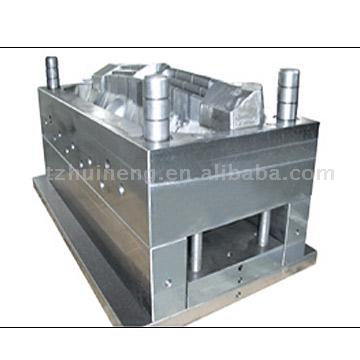  Grille-Radiator Mould (Grille-Radiator Mould)