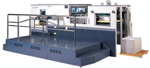  Automatic Die Cutting and Creasing Machine (Automatische Die Schneid-und Falzmaschine)