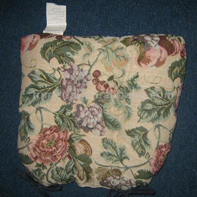  Cushion (Coussin)