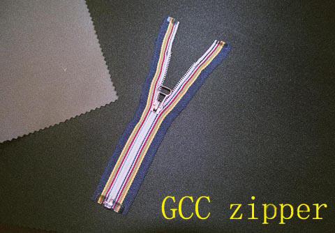  Nylon Zipper with Calabash Puller & Classic Tapes (Fermeture éclair en nylon avec Calebasse Puller & Classic Tapes)