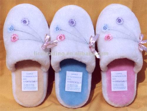 Indoor Slipper (Indoor Slipper)