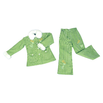 Girl`s Two-Piece Set (Girl`s Two-Piece Set)