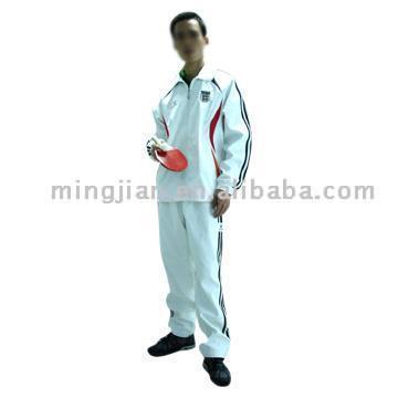  Men`s Sports Suit (Мужской спортивный костюм)