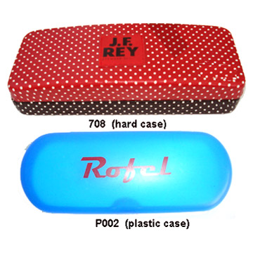  Glasses Case (Étui à lunettes)