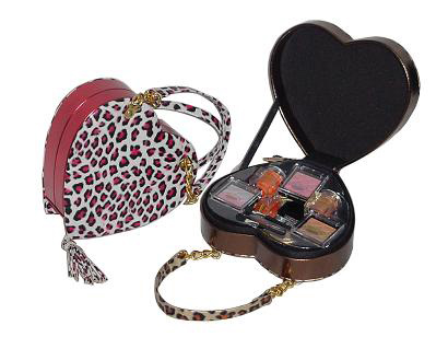  Cosmetic Set with Case (Cosmétiques avec mallette)