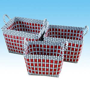  Plastic Woven Basket (Plastic panier tressé)