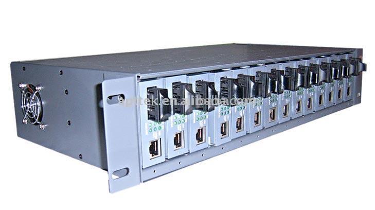  10/100M Independent Media Converter Rack Mount (10/100M Independent Media Converter для монтажа в стойку)