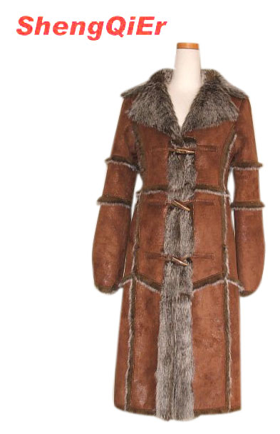  Ladies` Fur Coat (Меховые женские Герб)