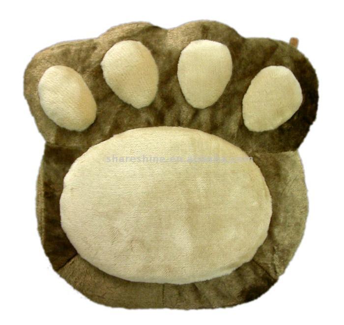 Bear Foot Cushion (Bear Foot Cushion)