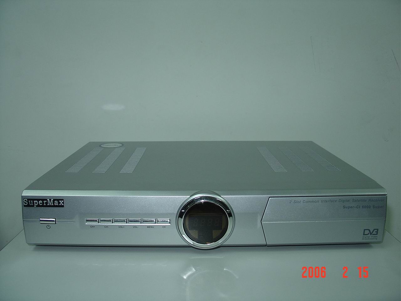  Satellite Receiver (Récepteur satellite)