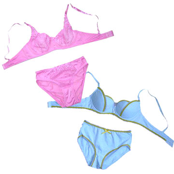  Bra and Panties Set (Soutien-gorge et culottes Set)