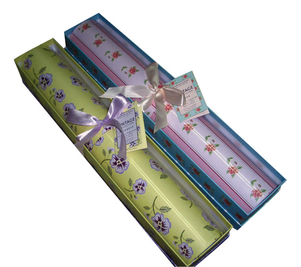  Paper Gift Box and Wrapping Paper (Paper Gift Box et papier d`emballage)