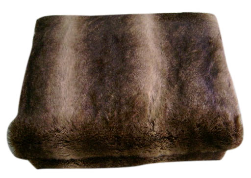  Synthetic Fur Cushion and Throw (Fourrure synthétique Coussin et Throw)