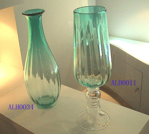  Glass Vase (Стеклянная ваза)