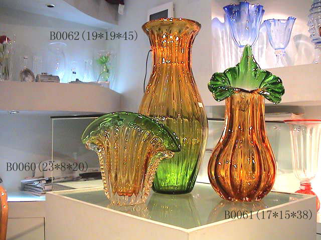  Glass Vase (Стеклянная ваза)