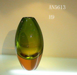  Glass Vase (Стеклянная ваза)