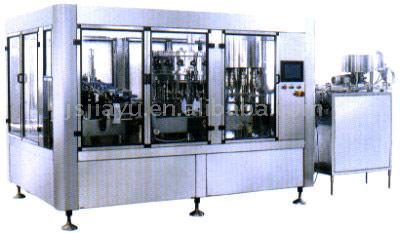  CGF24-24-8(D Type) Machine of 8000 Bottle/Hour with Washer, Filler and Capp (CGF24-24-8 (type D) Machine de 8000 bouteilles / heure avec Washer, Filler et Ca)