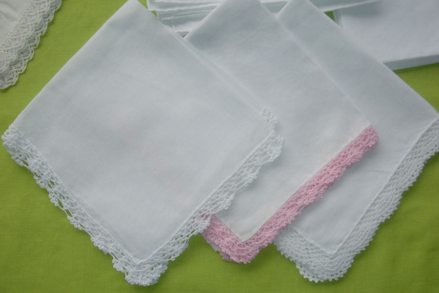  Handkerchief with Handmade Hemstitch (Mouchoir à la main Ourlet à jour)