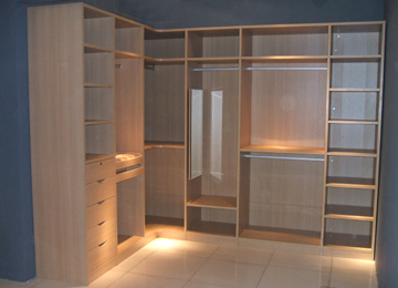  Inside-Wall Corner Wardrobe (Inside-Wall Corner Penderie)