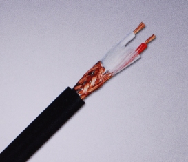  Audio / Video Cable (Câble audio / vidéo)