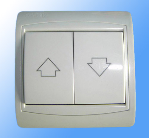 Shutter Control Switch (Shutter Control Switch)