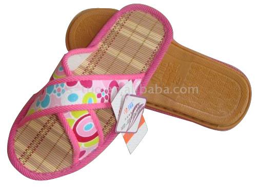  Bamboo Slipper (Бамбук башмачок)