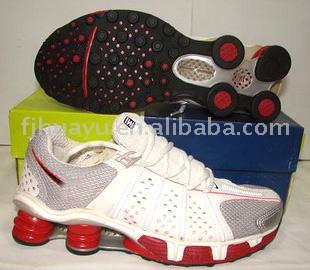  Sports Shoes (Chaussures de sport)