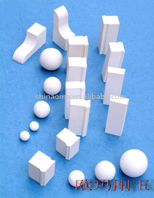  Alumina Ceramic Ball & Lining Brick ( Alumina Ceramic Ball & Lining Brick)