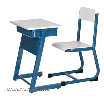  Student Single Desk & Chair (Étudiant célibataire bureau et chaise)