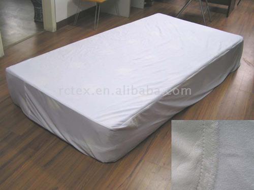  Waterproof Mattress Protector