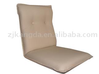  Folding Chair (Chaise pliante)