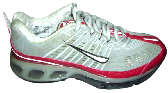  Sports Shoes (Chaussures de sport)