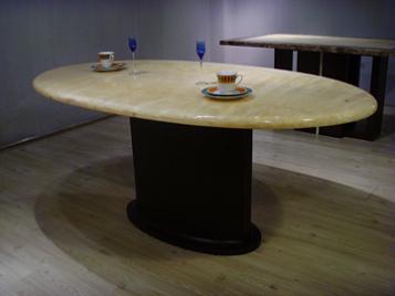  Dining Table (Esstisch)