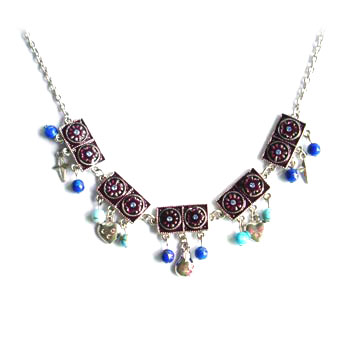  Necklace (Collier)