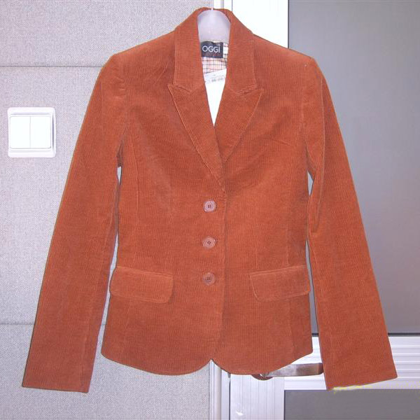  Women`s jacket (Veste femme)