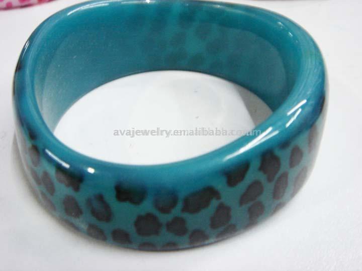  Resin with Black Dot Bracelet (Résine avec Black Dot Bracelet)