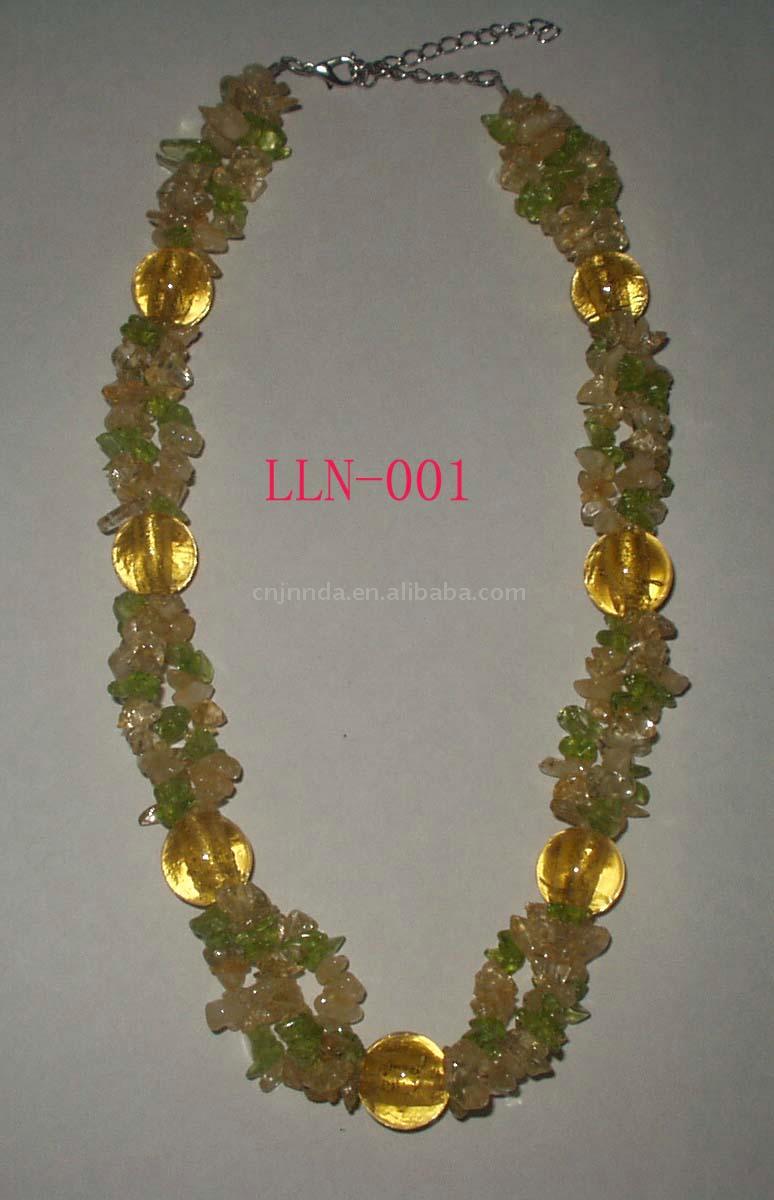  Necklace (Collier)