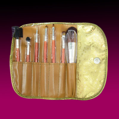  Cosmetic Brush ( Cosmetic Brush)