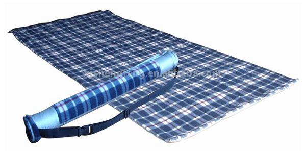  Picnic Mat (Pique-nique Mat)