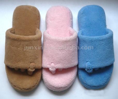  Indoor Slippers (Крытый тапочки)