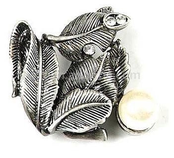  Squirrel Alloy Brooch (Squirrel Alloy Broche)