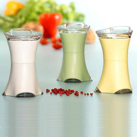  Plastic Pepper Mill (Пластиковые мельница для перца)