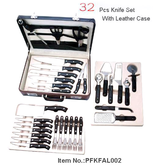  32pc Knife Set (32pc Ensemble de couteaux)