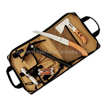  Camping Set with Axe, Saw, Plier, Shovel and Torch (Set de camping à la hache, scie, pince, une pelle et de la flamme)