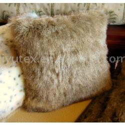  Faux Raccoon Fur (Енот Faux Fur)