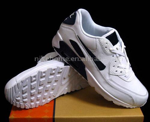  Sports Shoes ( Sports Shoes)