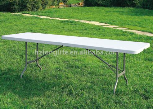  8-Foot Fold-In-Half Table (8 pieds rabattables dans le demi-table)