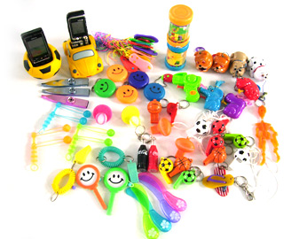  Plastic Toys, Pet Toys, Whistle, Coin Purse, Mobile Holder ( Plastic Toys, Pet Toys, Whistle, Coin Purse, Mobile Holder)